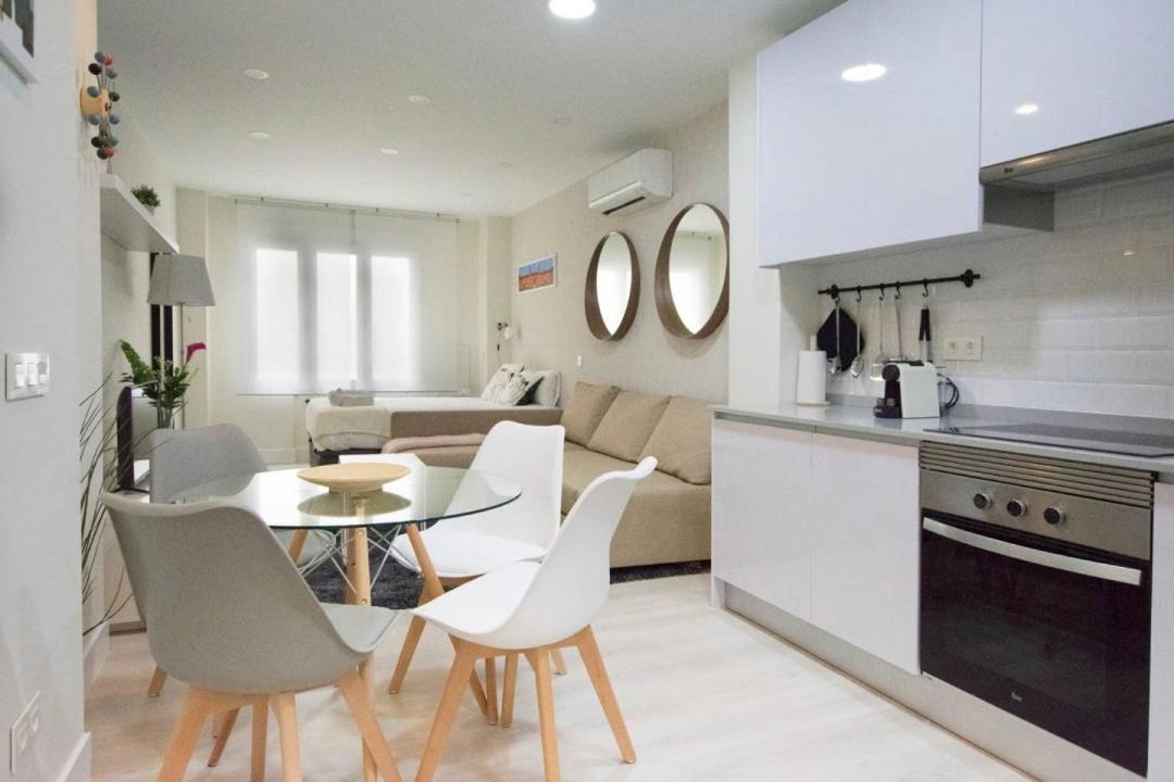 New And Cozy-Studio-Chueca Madrid Eksteriør bilde