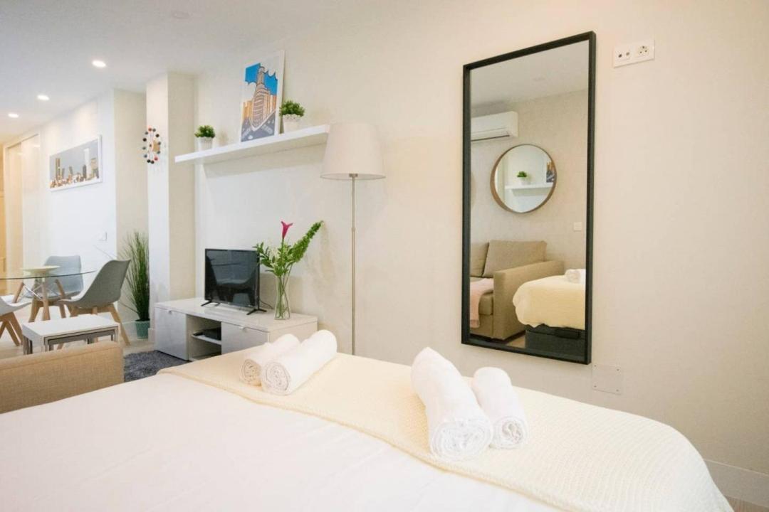 New And Cozy-Studio-Chueca Madrid Eksteriør bilde